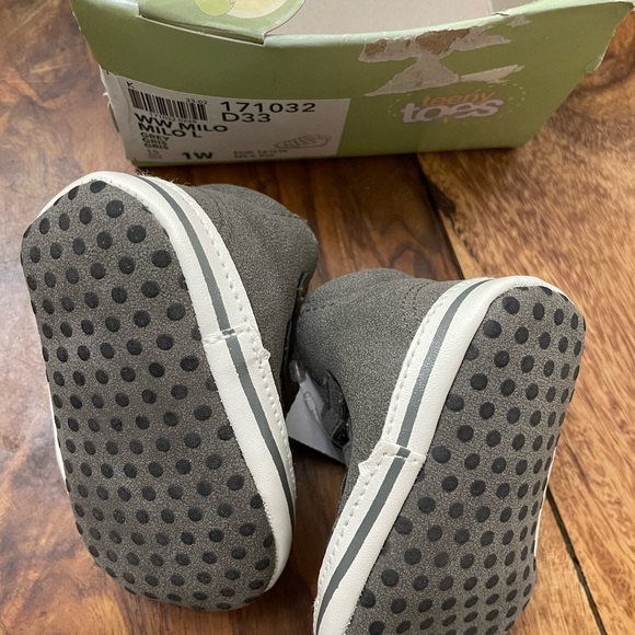 Teeny toes shoes/ Walking shoes  size 1W New with tag - Picture 2 of 2